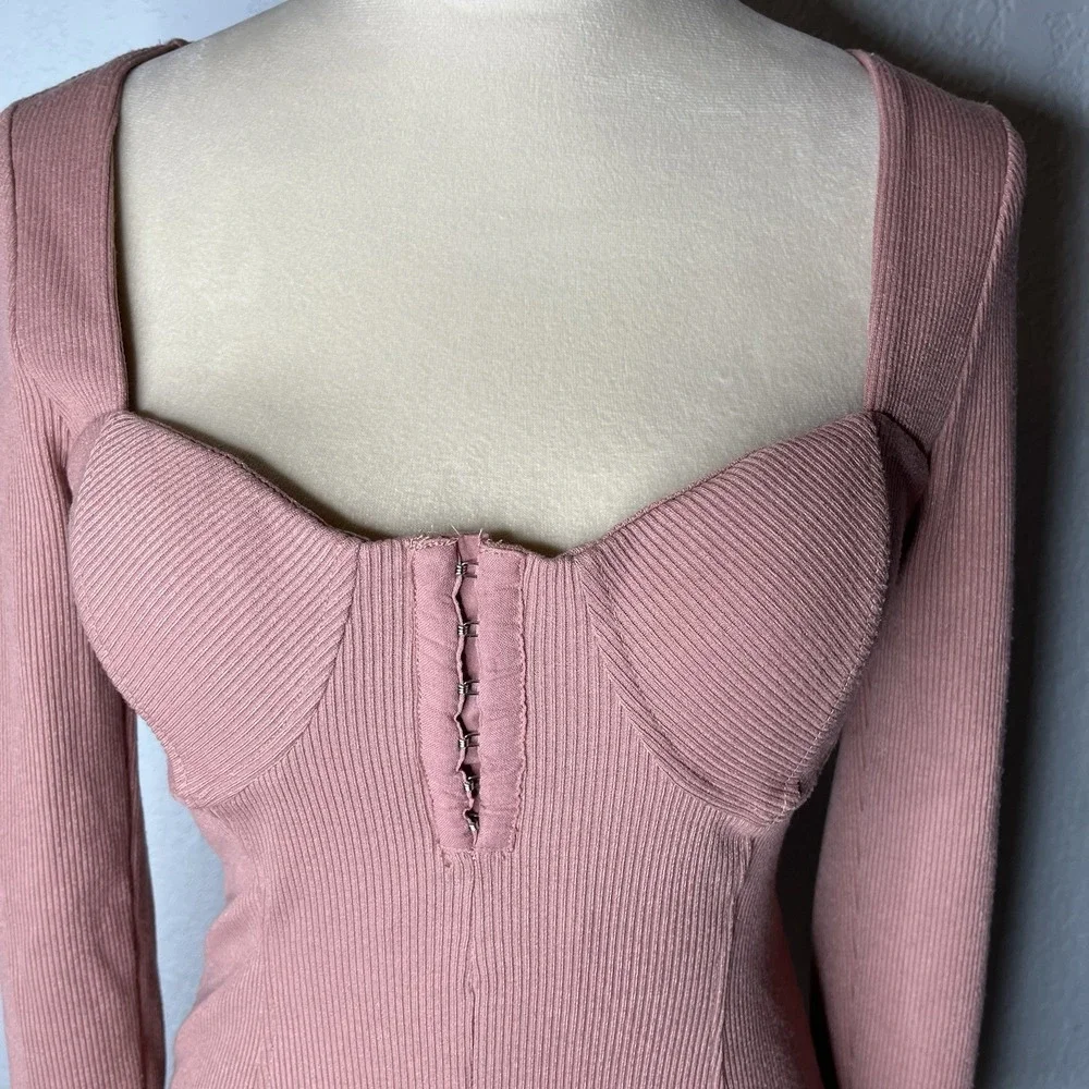 ASTR the Label Hook‎ & Eye Ribbed Knit Stretch Bodycon Mini Dress Blush Pink M